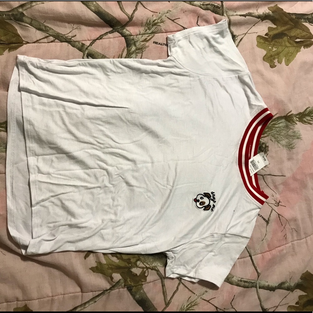 💕 White crop top with puppy design
